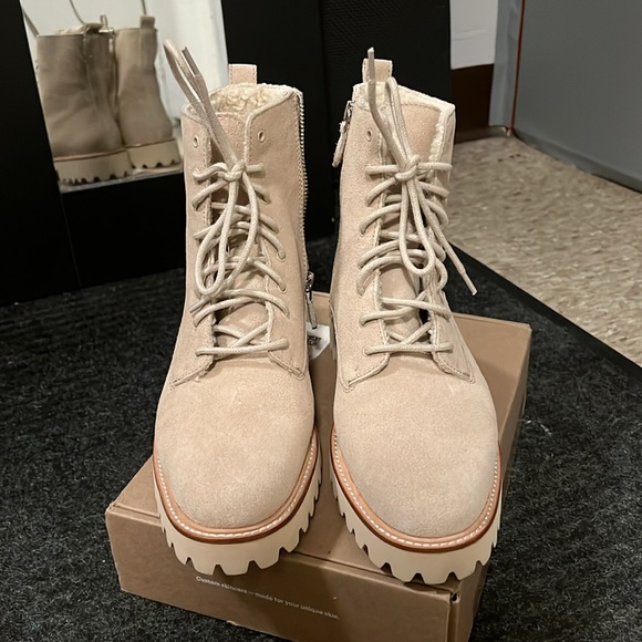 Banana Republic Factory Boots 7.5 New - Picture 2 of 6